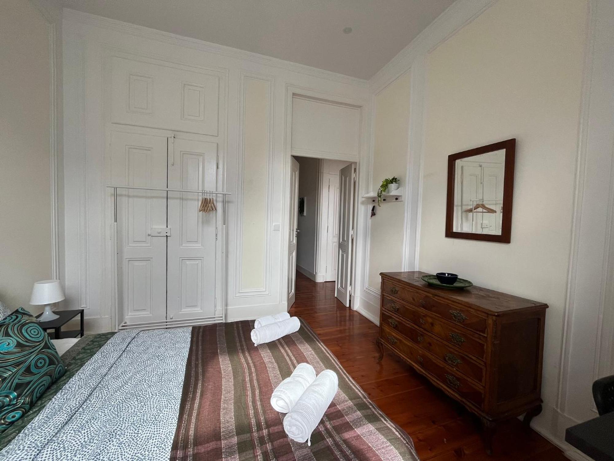 Quarto No Apartamento Pombal Lisboa Экстерьер фото