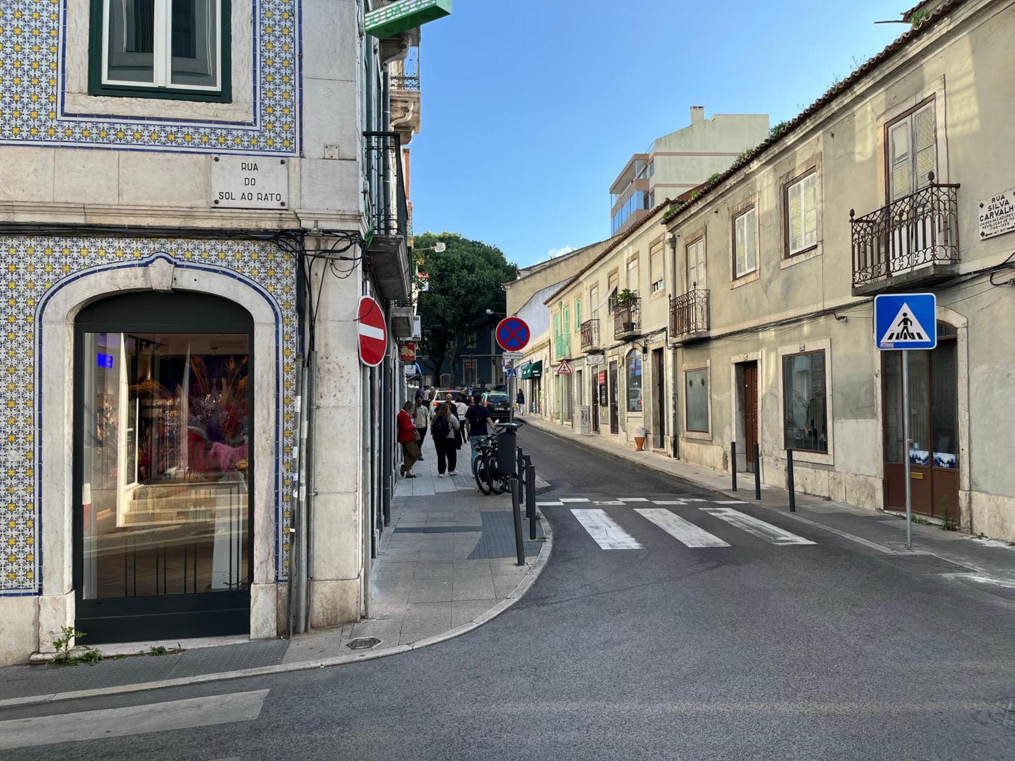 Quarto No Apartamento Pombal Lisboa Экстерьер фото