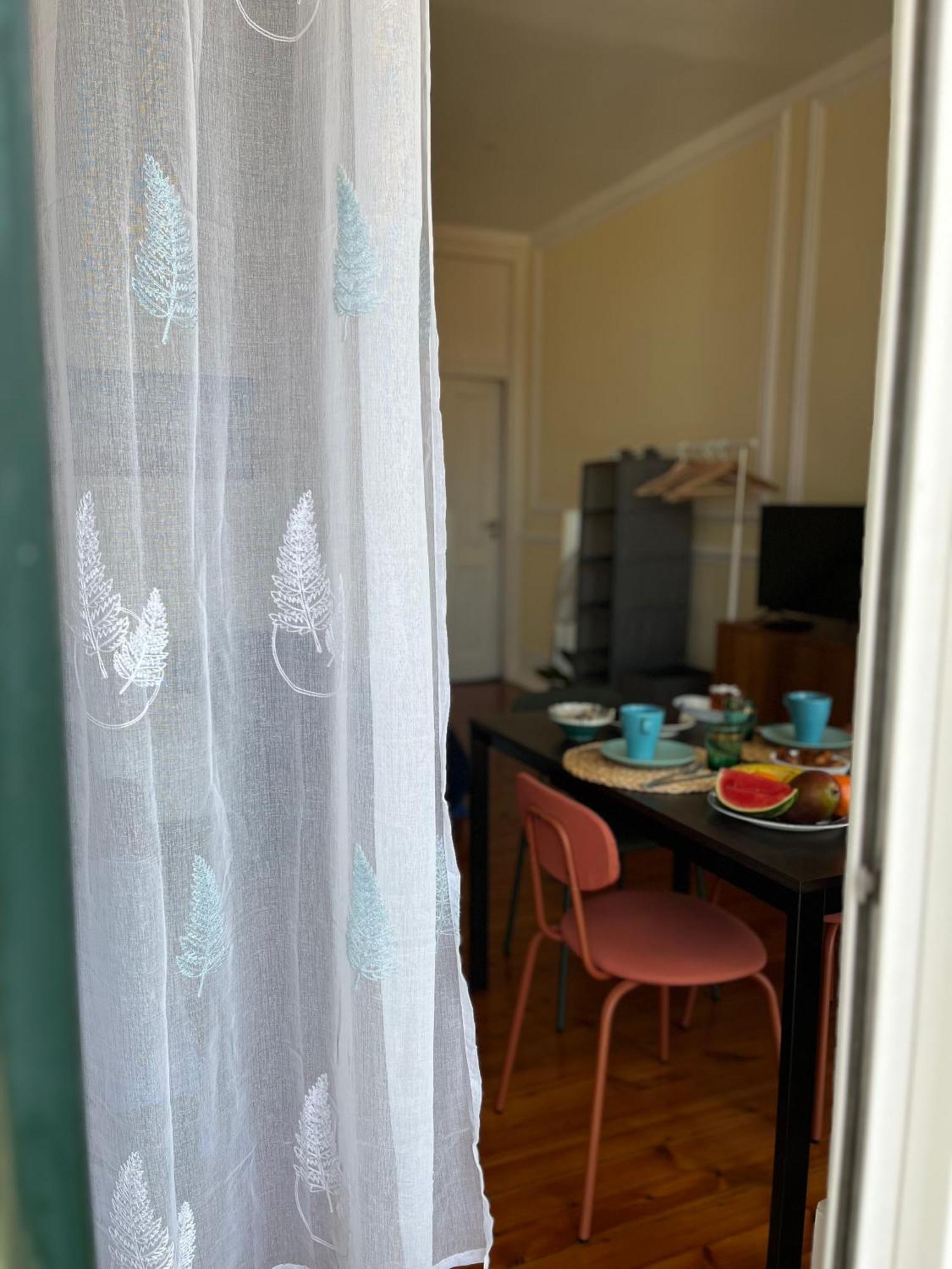 Quarto No Apartamento Pombal Lisboa Экстерьер фото